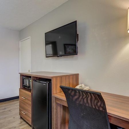 Econo Lodge St George North - Near Pioneer Park St. George Buitenkant foto