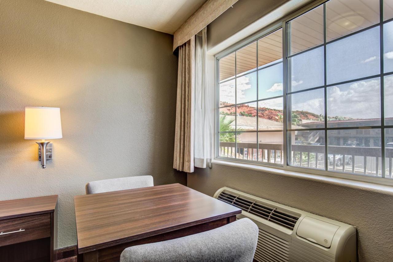 Econo Lodge St George North - Near Pioneer Park St. George Buitenkant foto