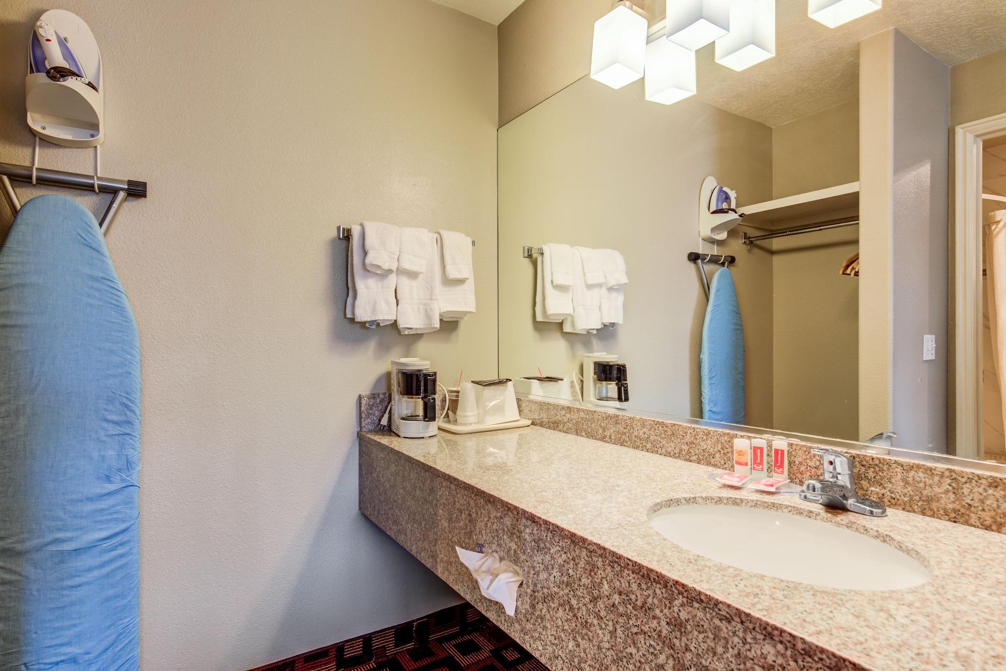 Econo Lodge St George North - Near Pioneer Park St. George Buitenkant foto