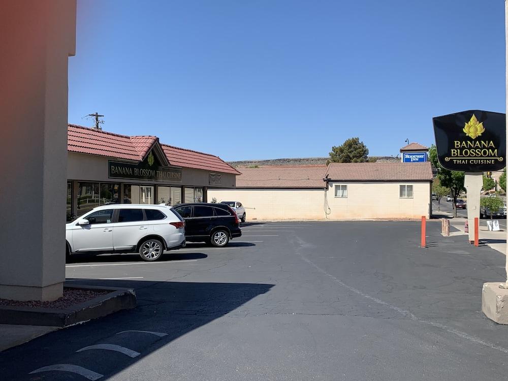 Econo Lodge St George North - Near Pioneer Park St. George Buitenkant foto