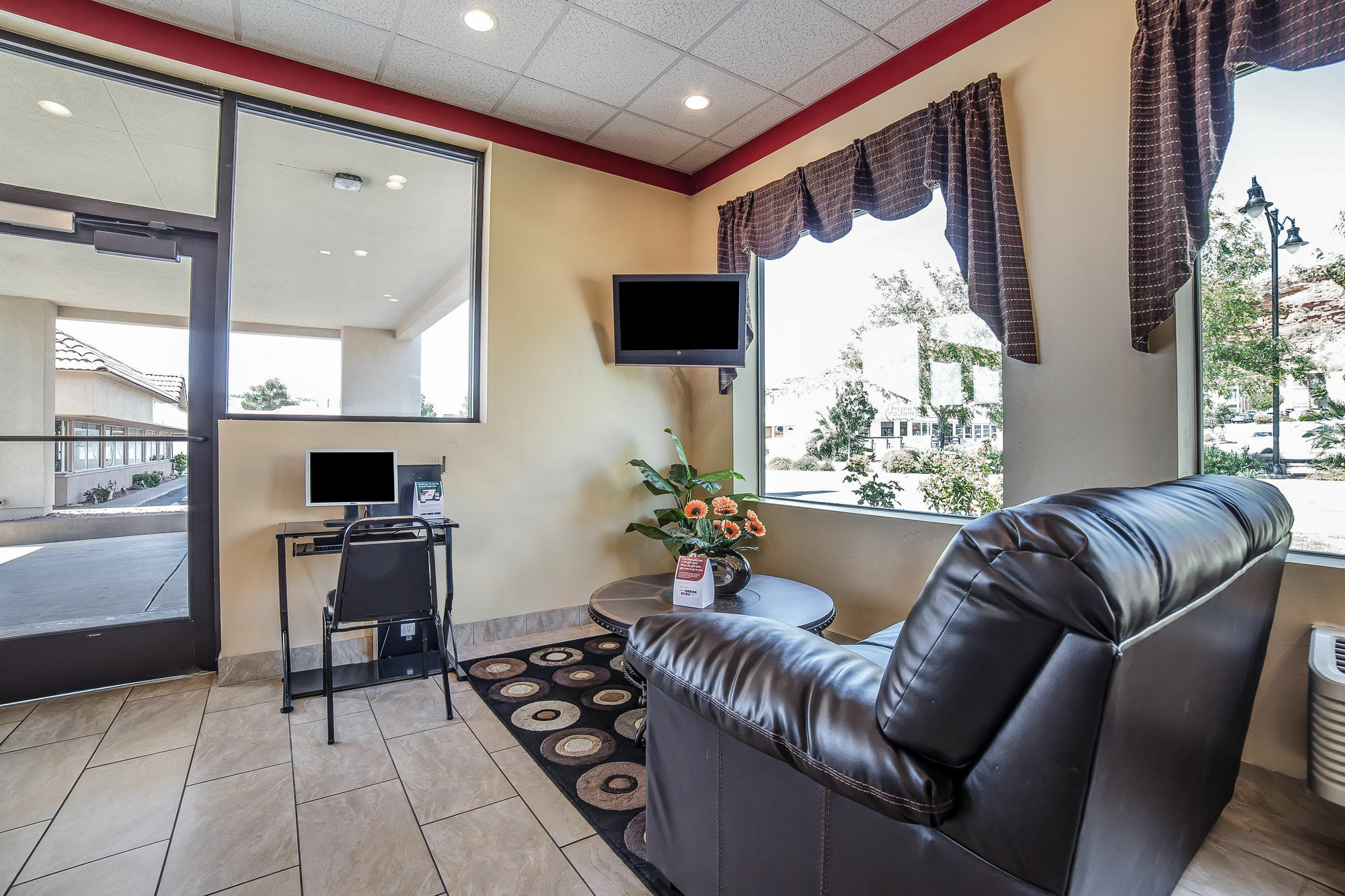 Econo Lodge St George North - Near Pioneer Park St. George Buitenkant foto